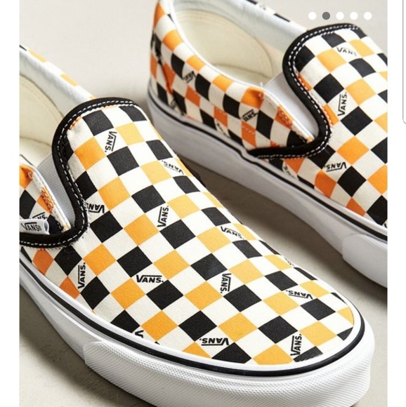 Major in search off - Picture 1 of 1